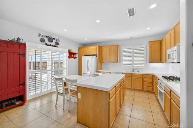 12312 Dandelion Way, Victorville, CA 92392