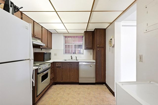 630 Tennis Club Drive Apt 204, Fort Lauderdale, FL 33311