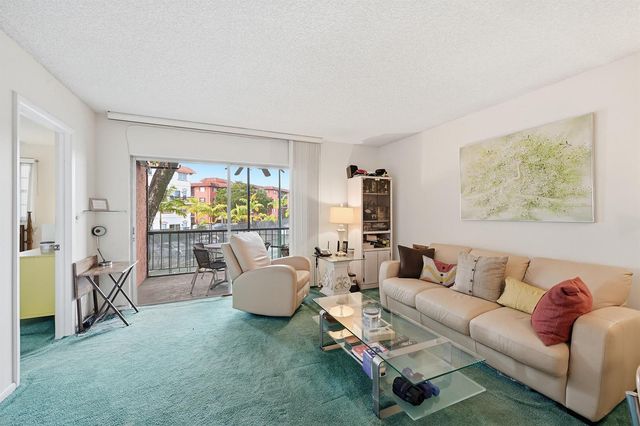 630 Tennis Club Drive Apt 204, Fort Lauderdale, FL 33311