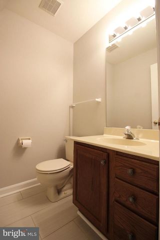 3803 SALEMWAY CT, Woodbridge, VA 22192