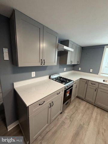 122 W ALL SAINTS ST, Frederick, MD 21701