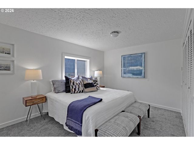 4737 Ne MASON St, Portland, OR 97218