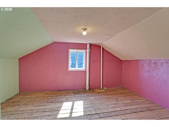 4737 Ne MASON St, Portland, OR 97218