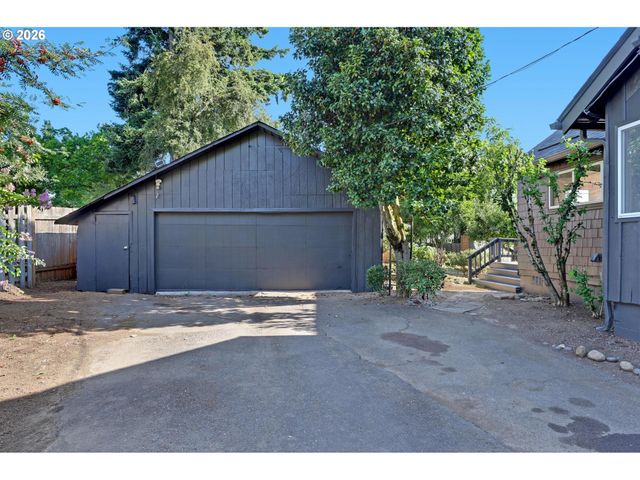 4737 Ne MASON St, Portland, OR 97218