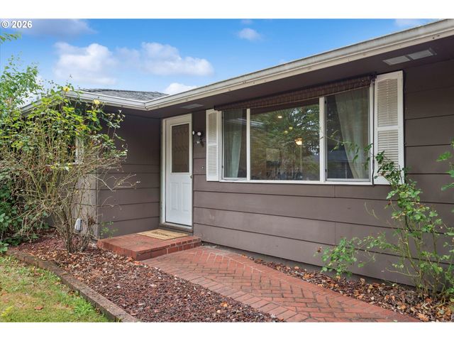 22222 S DANS Ave, Beavercreek, OR 97004