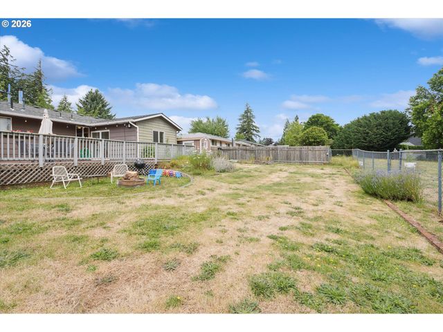 22222 S DANS Ave, Beavercreek, OR 97004