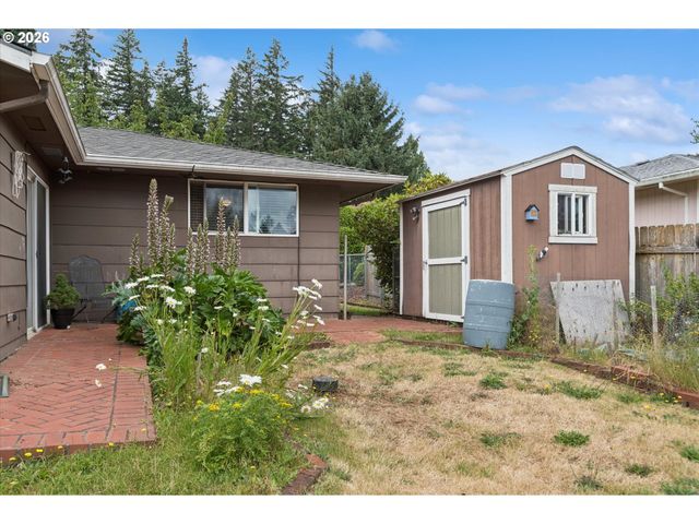 22222 S DANS Ave, Beavercreek, OR 97004