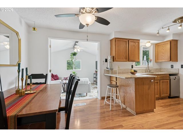 22222 S DANS Ave, Beavercreek, OR 97004