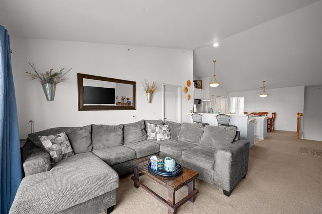 3238 Johanna Ware W, Wixom, MI 48393