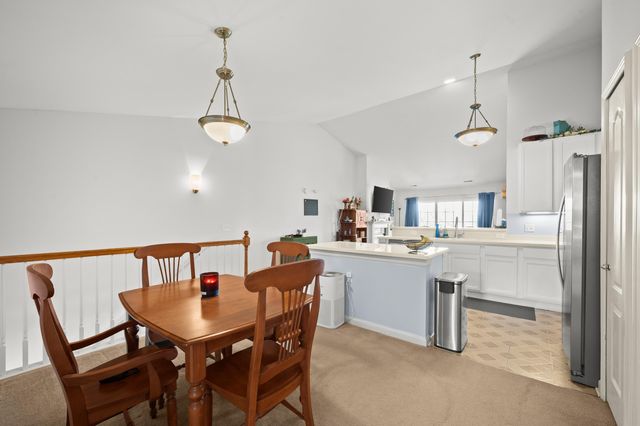 3238 Johanna Ware W, Wixom, MI 48393