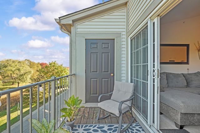 3238 Johanna Ware W, Wixom, MI 48393