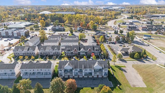 3238 Johanna Ware W, Wixom, MI 48393