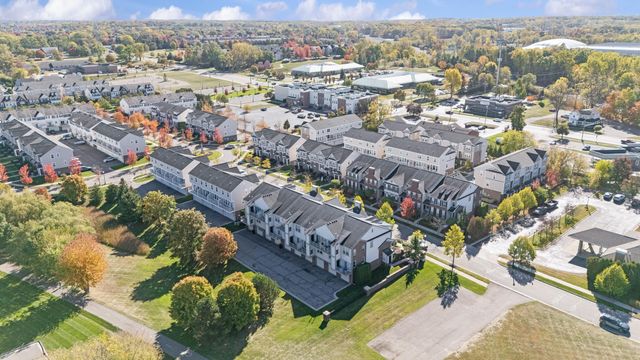 3238 Johanna Ware W, Wixom, MI 48393