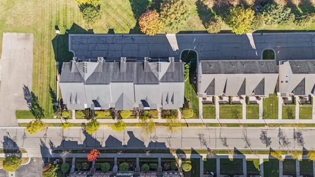 3238 Johanna Ware W, Wixom, MI 48393