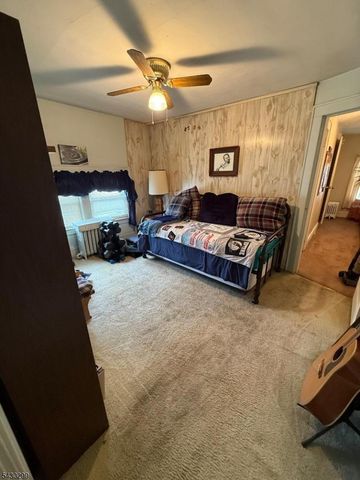 1404 Roselle St, Linden City, NJ 07036