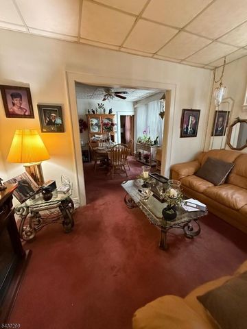 1404 Roselle St, Linden City, NJ 07036