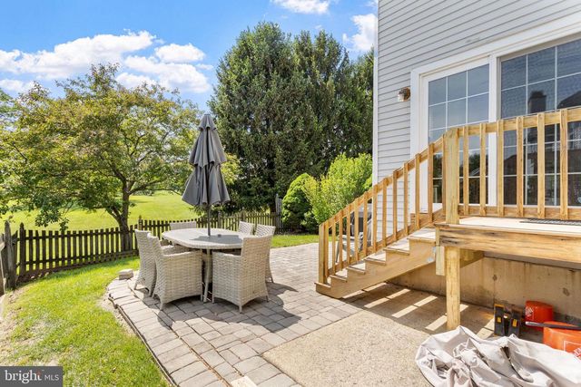 81 KIRKWOOD DR, Newtown, PA 18940