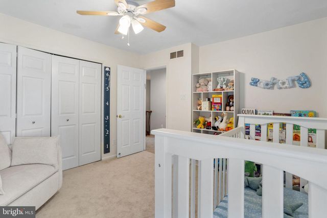 81 KIRKWOOD DR, Newtown, PA 18940