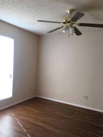 1500 Bay Area Boulevard 278, Houston, TX 77058