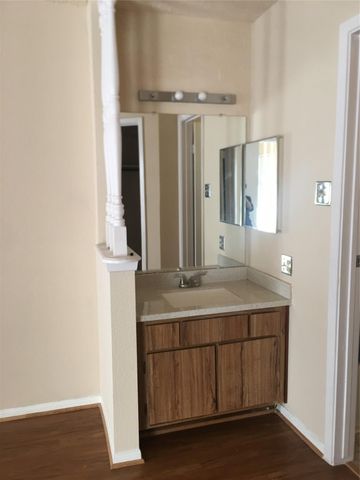 1500 Bay Area Boulevard 278, Houston, TX 77058