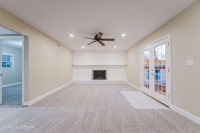 4503 Gaudet Rd, Jeffersontown, KY 40299