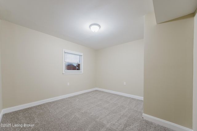 4503 Gaudet Rd, Jeffersontown, KY 40299