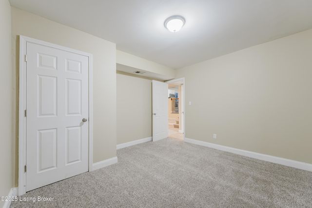 4503 Gaudet Rd, Jeffersontown, KY 40299