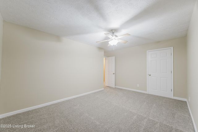 4503 Gaudet Rd, Jeffersontown, KY 40299