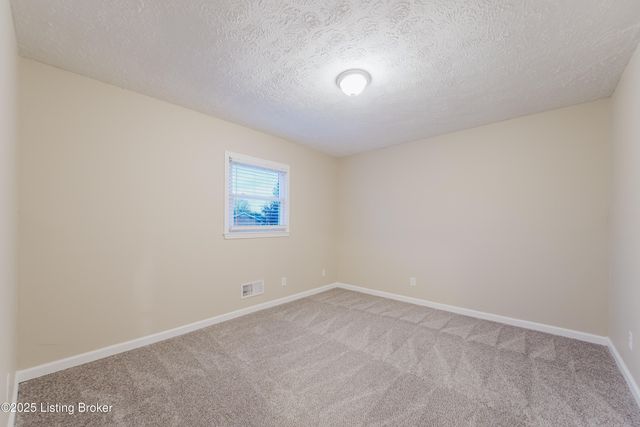 4503 Gaudet Rd, Jeffersontown, KY 40299