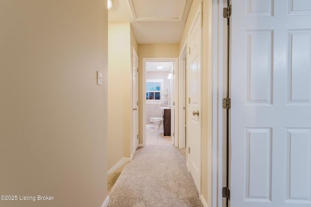 4503 Gaudet Rd, Jeffersontown, KY 40299