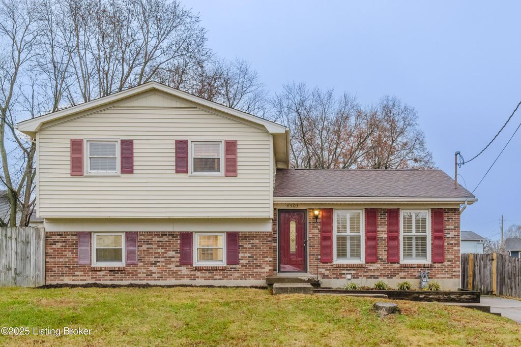 4503 Gaudet Rd, Jeffersontown, KY 40299