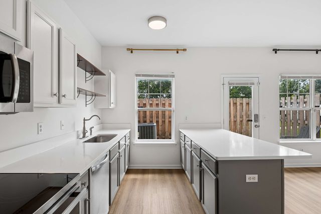 742 Vernon Ave, Nashville, TN 37209