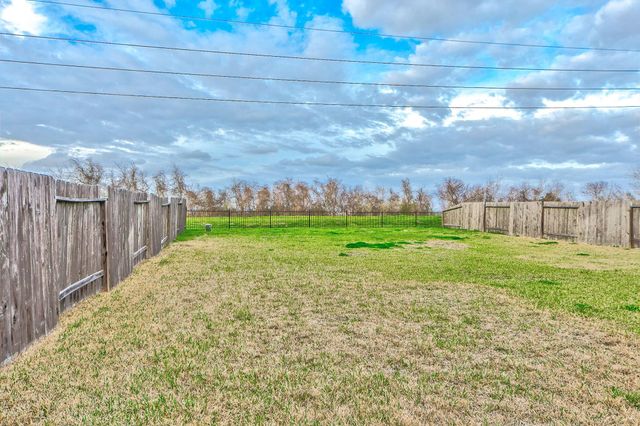 6602 Sterling Shores Lane, Rosenberg, TX 77471