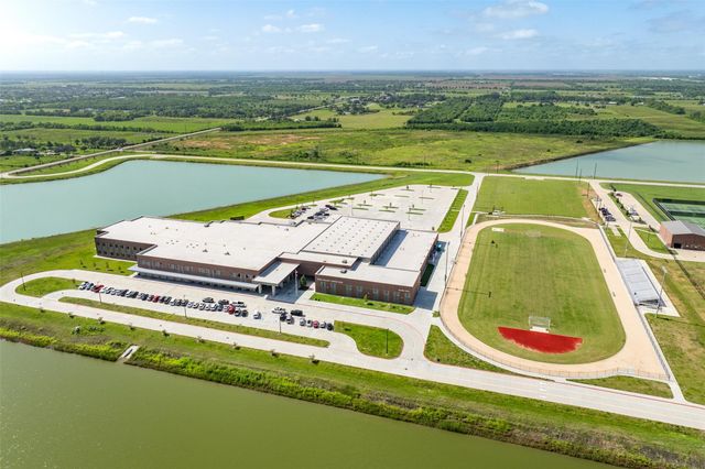 10115 Maclaren Drive, Iowa Colony, TX 77583