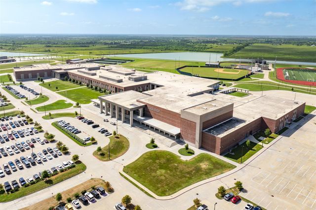 10115 Maclaren Drive, Iowa Colony, TX 77583