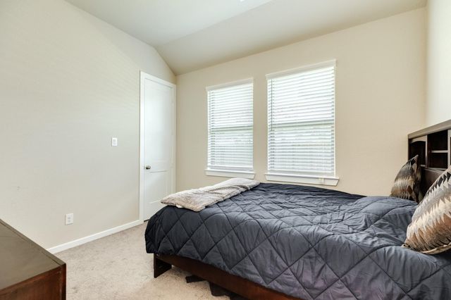 10115 Maclaren Drive, Iowa Colony, TX 77583