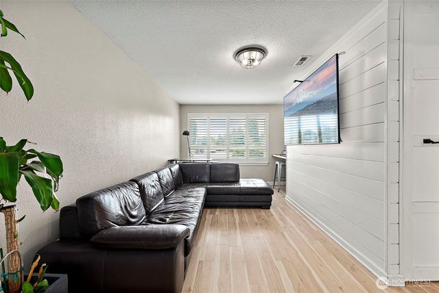 1023 139th Street E, Tacoma, WA 98445