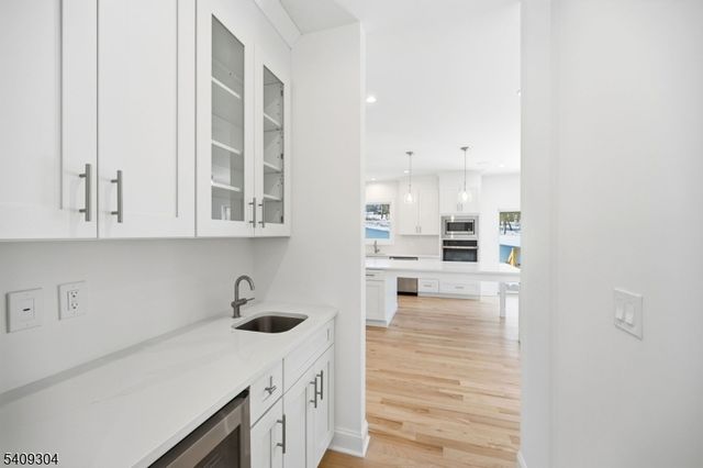 29 Eagles Nest Ter, West Milford Twp., NJ 07480