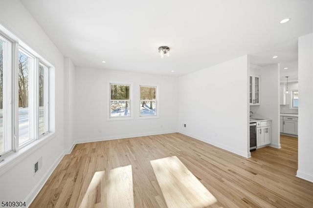 29 Eagles Nest Ter, West Milford Twp., NJ 07480