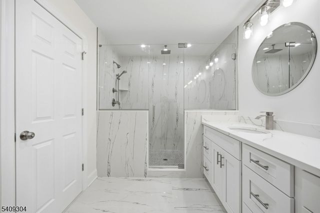 29 Eagles Nest Ter, West Milford Twp., NJ 07480