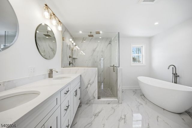 29 Eagles Nest Ter, West Milford Twp., NJ 07480