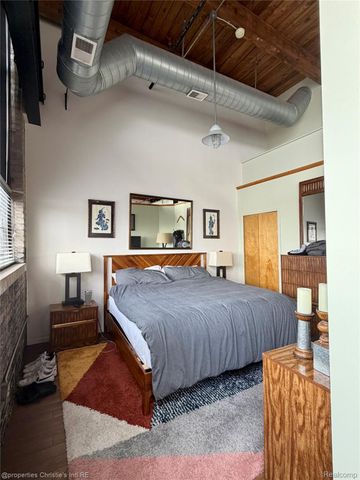 3434 RUSSELL Street 27-207, Detroit, MI 48207