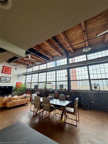 3434 RUSSELL Street 27-207, Detroit, MI 48207