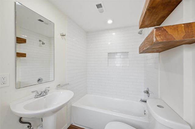 640 Clements Avenue, Van Alstyne, TX 75495