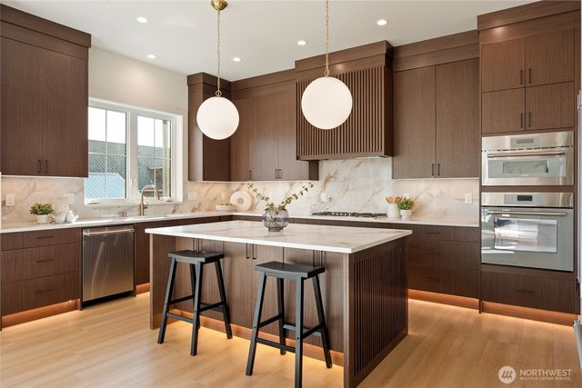 1301 Leighton Street, Blaine, WA 98230