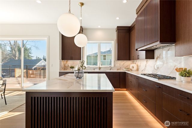 1301 Leighton Street, Blaine, WA 98230