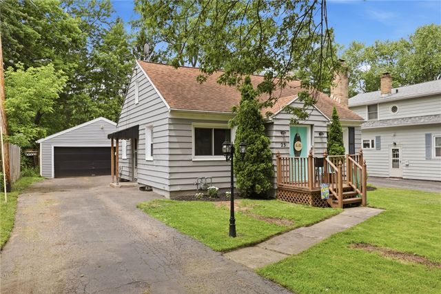 23 Montcalm Drive, Irondequoit, NY 14617
