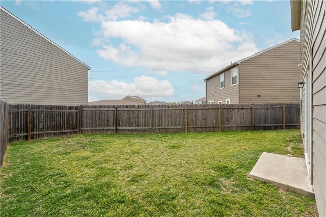 509 Peony CT, Jarrell, TX 76537