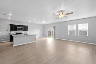 509 Peony CT, Jarrell, TX 76537