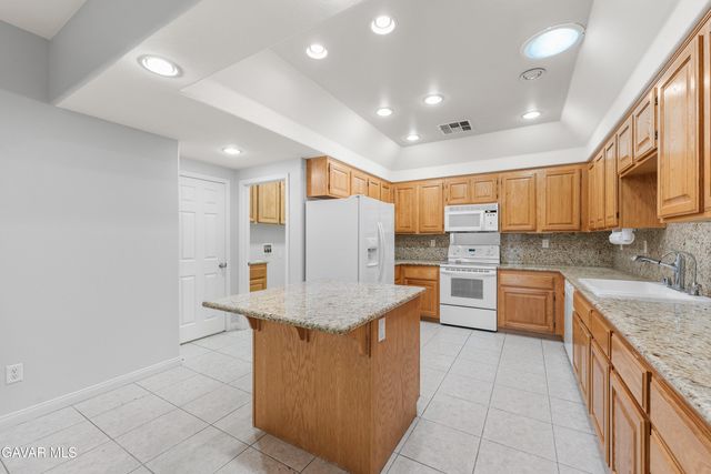 44149 Westridge Drive, Lancaster, CA 93536